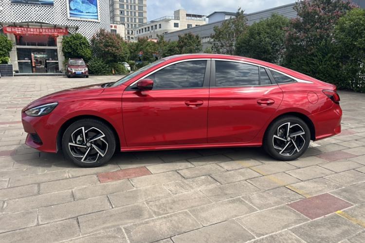 Used MG 5 2021 Revised 300TGI DCT Qingshè Luxurious Enjoyment Edition