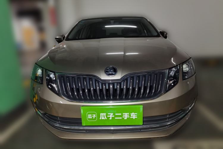 Used Skoda Octavia 2018 1.6L Automatic Luxury Edition
