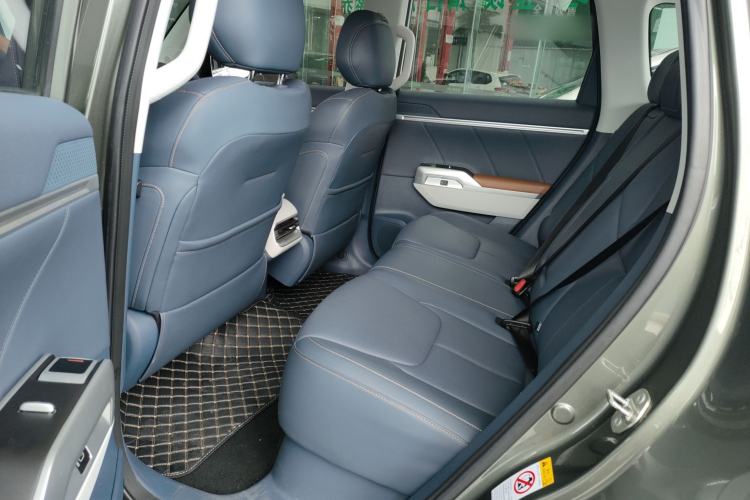 Used Deepal G318 2024 Four-Wheel-Drive Air Suspension Model