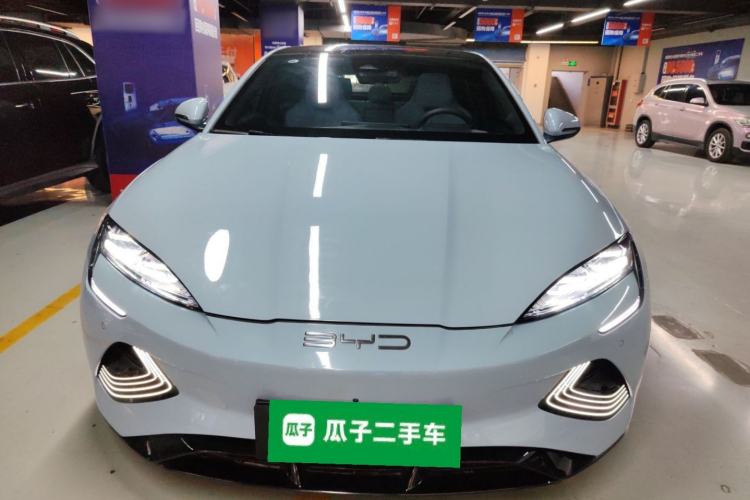 Used BYD Seal 2022 700 km Long-Range Rear-Wheel-Drive Version
