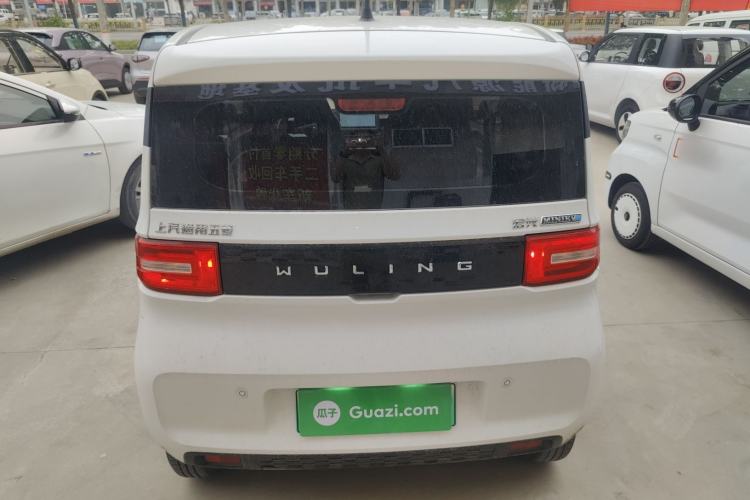 Used Wuling Hongguang MINIEV 2021 Macaron Sandwich Model 120 km Lithium Iron Phosphate Rear