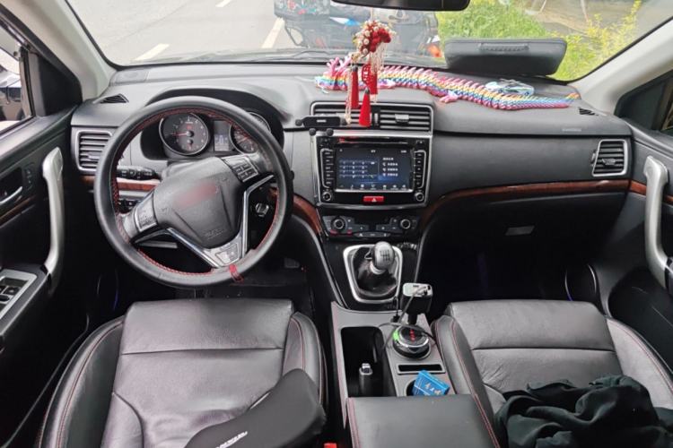 Used Haval H6 2014 Sport Version 1.5T Manual Two-Wheel Drive Elite Edition
