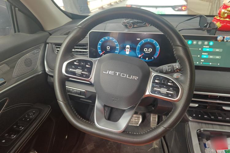 Used JETOUR X70 PLUS 2023 1.6T DCT Stronger 7-Seater