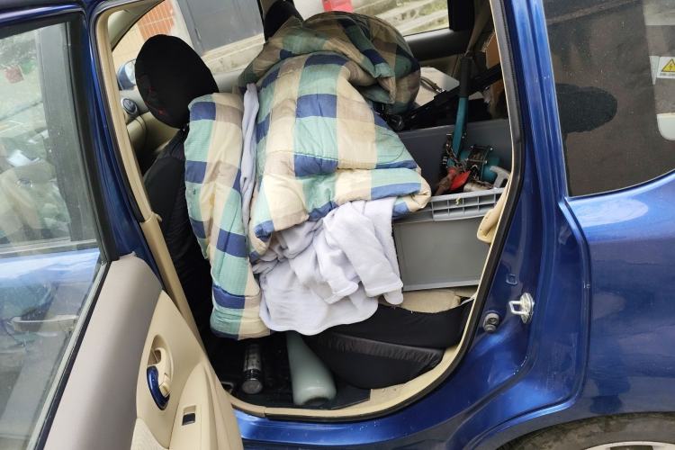 Used Nissan Livina 2010 Jingyue Edition 1.6L Manual All-Around Model Left Rear Seat