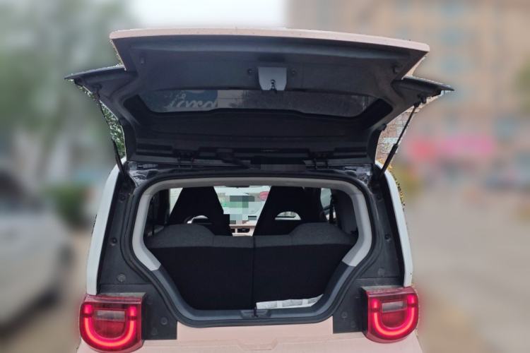 Used Chery QQ Ice Cream 2022 170km Sundae Phosphate Lithium-Ion
