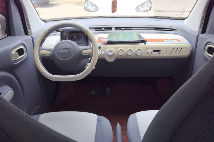 Used Bestune Pony 2025 222km Range Agile Horse Center Console