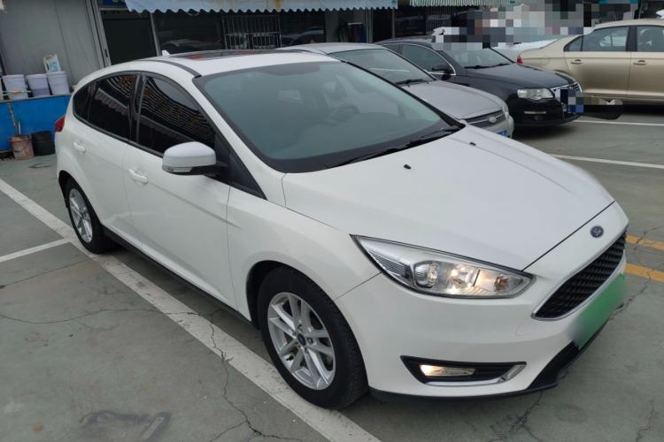 Used Ford Focus 2017 Hatchback 1.6L Automatic Fashion Edition Smart Drive Version