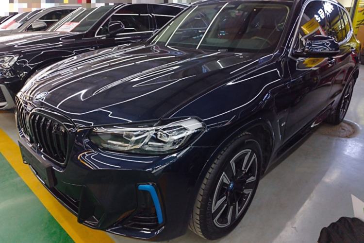 Used BMW iX3 2022 Leading Model