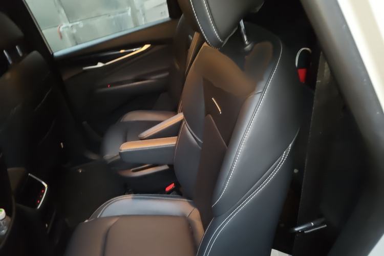 Used SAIC MAXUS EUNIQ 5 2020 1.3T PLUG-IN Elite Edition
