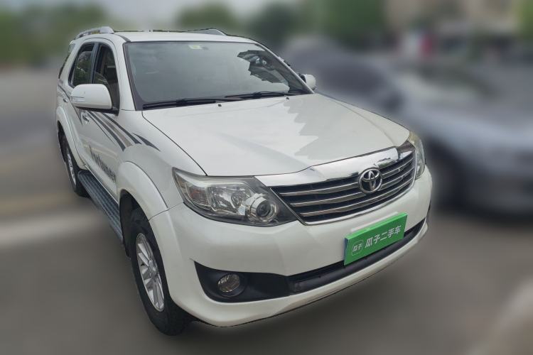 Used Toyota Fortuner 2015 2.7L Standard Edition
