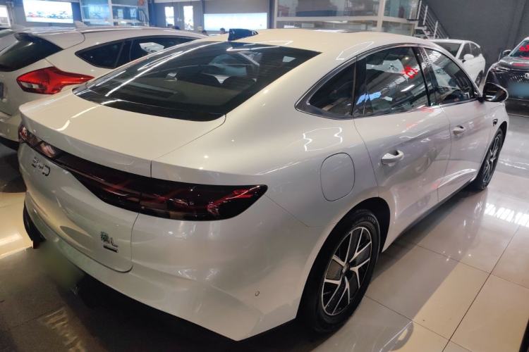 Used BYD Qin L 2025 DM-i Smart Drive 120KM Superior Model
