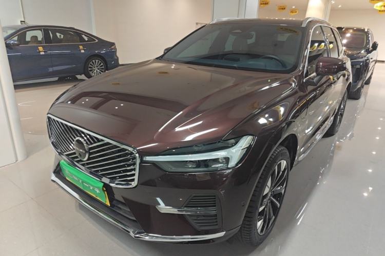Used Volvo XC60 New Energy 2026 Model Plug-in Hybrid Long-Range Four-Wheel Drive Zhiyuan Luxury Edition