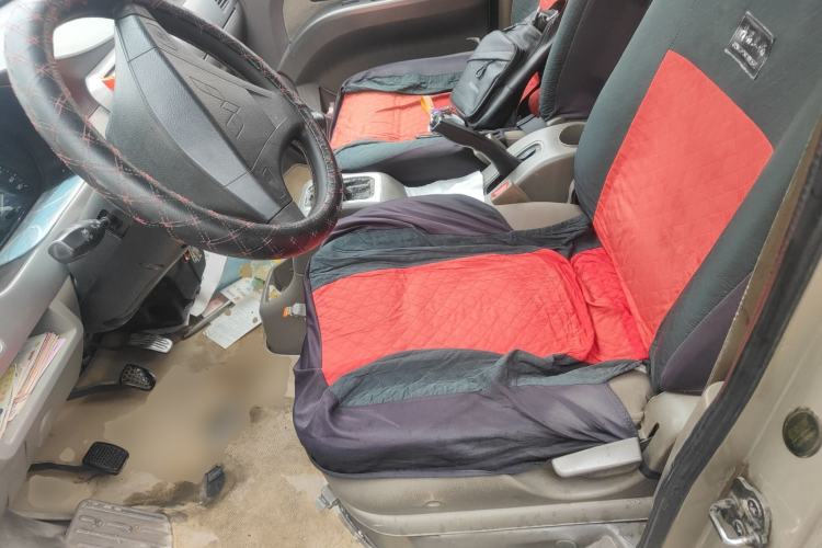Used Wuling Rongguang 2011 1.2L Base Version Left Front Seat