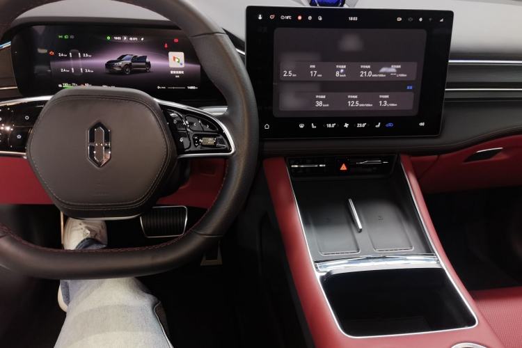 Used Hima AITO M5 2025 Extended-Range Ultra Rear-Wheel-Drive Version Center Console