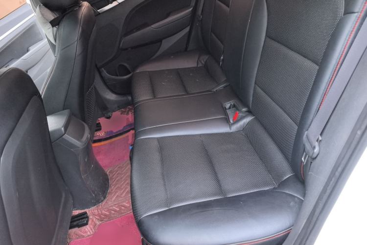 Used Hyundai Elantra (6th Generation / Lingdong) 2016 1.6L Automatic ZhiXuan – Elite Version Left Rear Seat