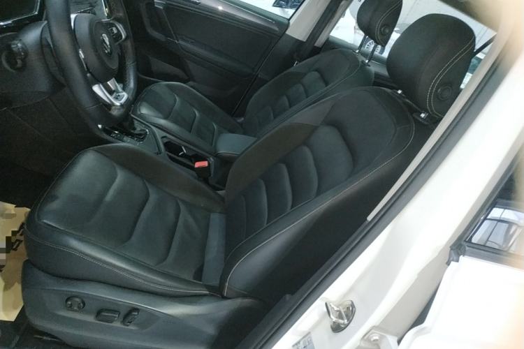 Used Volkswagen Tiguan L 2021 330TSI Automatic Two-Wheel Drive R-Line Enhanced Edition
