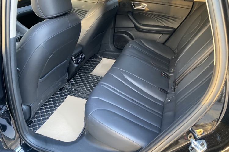 Used Roewe D7 2023 DMH 125km Superior Edition Interior 9