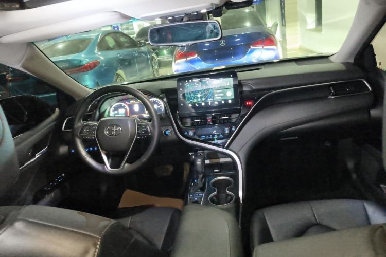 Used Toyota Camry 2023 2.5G Luxury Edition