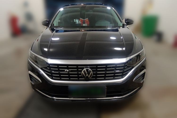 Used Volkswagen Passat 2025 Premium Version 380TSI Dragon Edition
