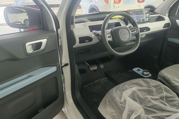 Used Geely Galaxy Panda 2024 Panda Mini 200km Endurance Bear
