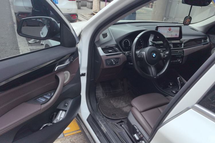 Used BMW X1 2022 sDrive25Li Leading Model Driver Seat