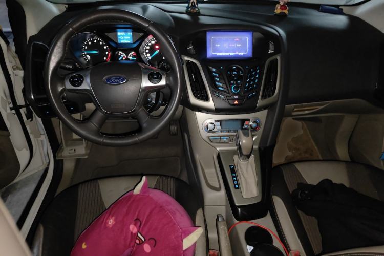 Used Ford Focus 2012 Hatchback 1.6L Automatic Fashion Edition
