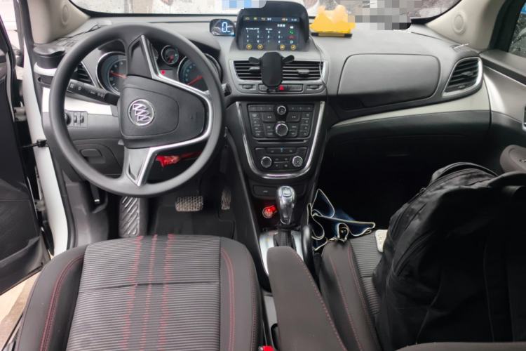 Used Buick Encore 2015 1.4T Automatic Two-Wheel Drive Urban Elite Version
