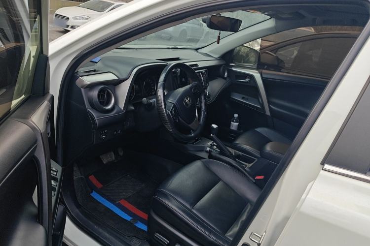 Used Toyota RAV4 2016 2.0L CVT Two-Wheel Drive Smart Edition China V Standard