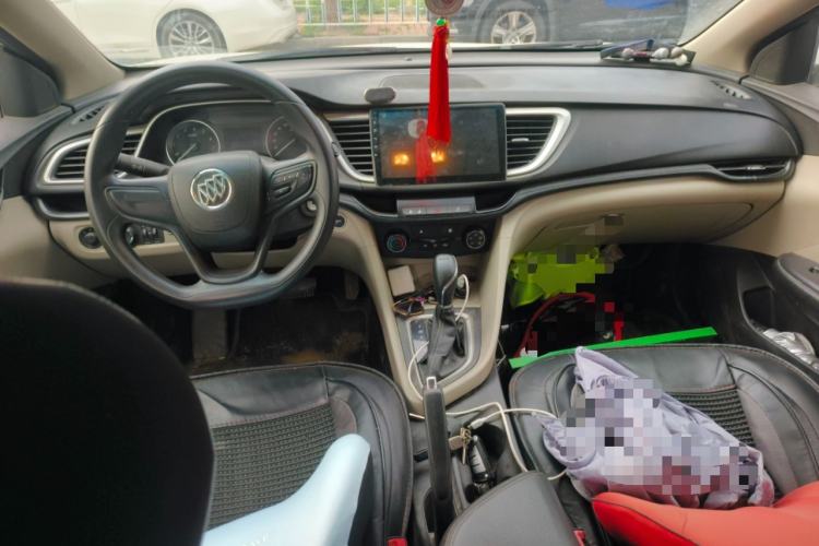 Used Buick GT 2019 15T Dual-Clutch Advanced Version China VI Standard Center Console