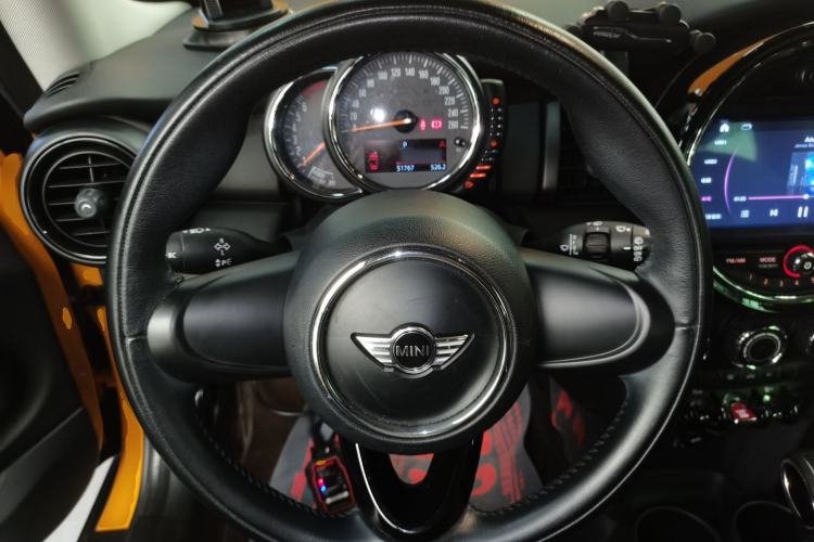 Used MINI 2014 1.2T ONE