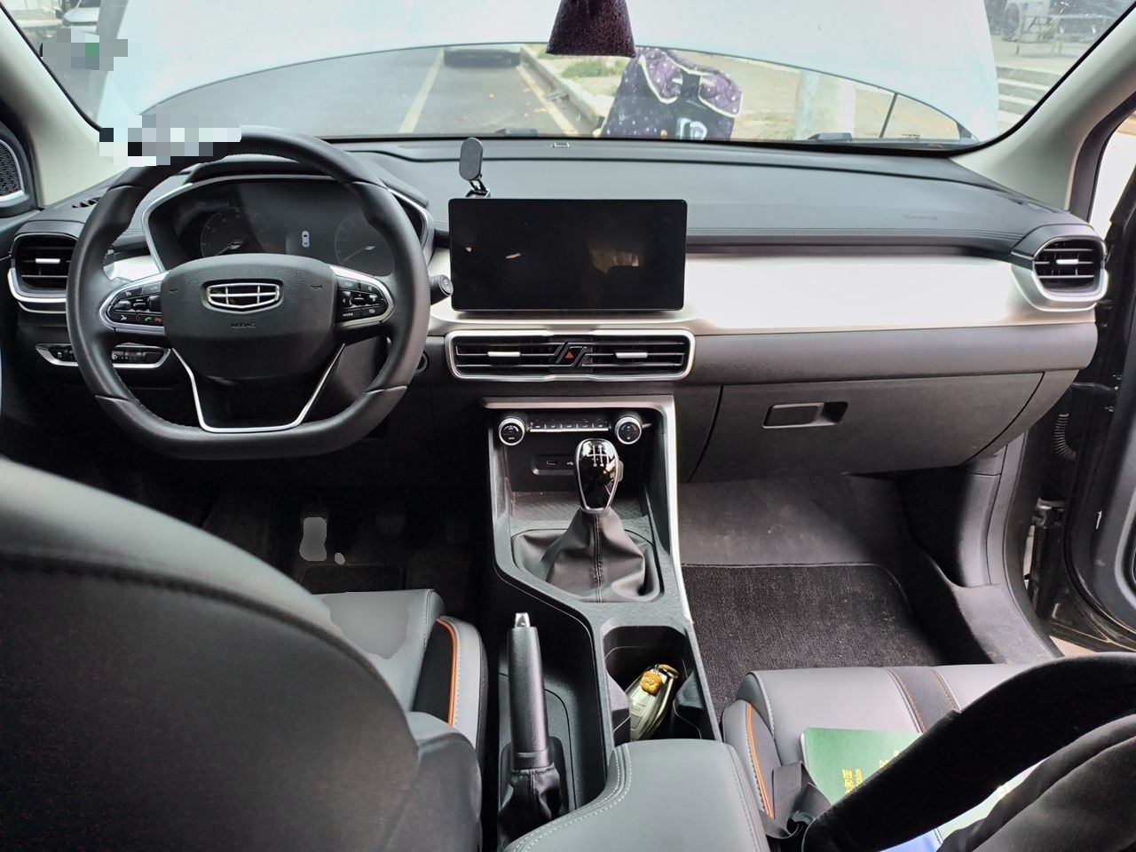 Geely Auto Coolray 2023 1.4T Manual Gold Edition — снимка 9