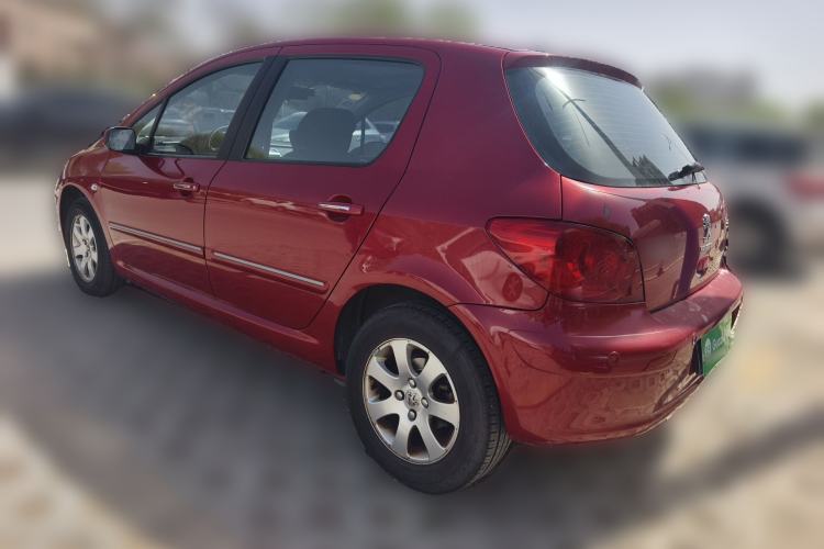 Used Peugeot 307 2012 Hatchback 1.6L Manual Comfort Edition
