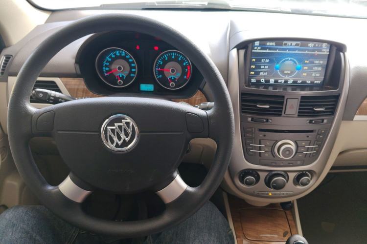 Used Buick Excelle 2015 1.5L Manual Classic Trim
