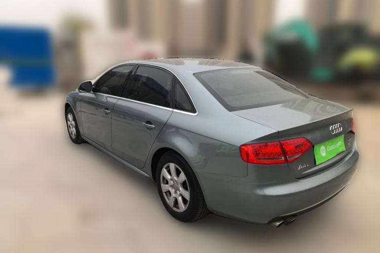 Used Audi A4L 2012 2.0 TFSI automatic Comfort trim level