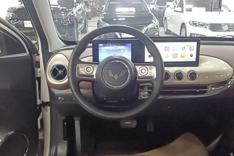 Used Wuling Bingo 2023 333 km Enjoyment Version
