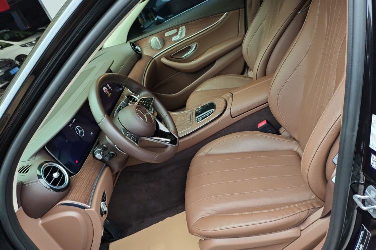 Used Mercedes-Benz E-Class 2022 Revised Version E 300 L Luxury Edition Left Front Seat