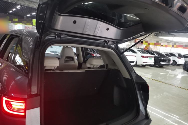 Used BYD Yuan UP 2024 401KM Leading Edition Trunk