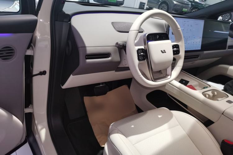 Used Li Auto Li Auto i6 2025 Model Four-Wheel-Drive Standard Type