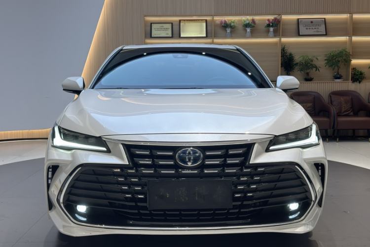 Used Toyota Avalon 2023 Dual-Engine 2.5L Luxury Edition Exterior 11