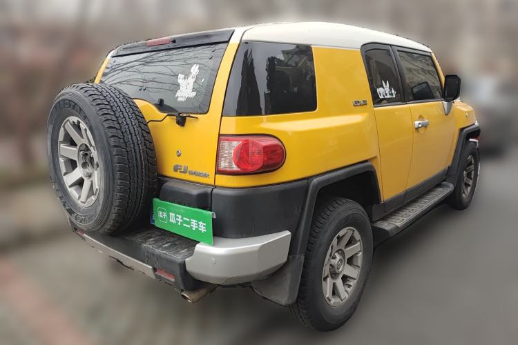 Used Toyota FJ Cruiser 2018 4.0 Automatic Middle East Rear Right 45 Deg