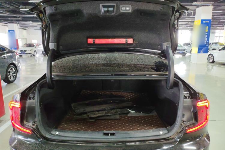 Used Volvo S90 2023 B5 Zhiyuan Luxury Edition
