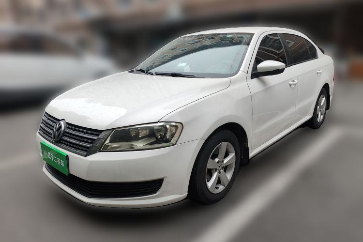 Used Volkswagen Lavida 2013 Revised Classic 1.6L Automatic Fashion Edition