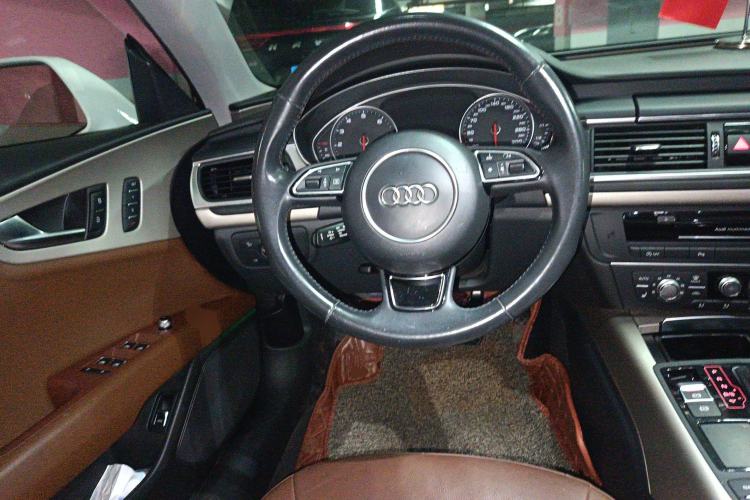 Used Audi A7 2017 35 TFSI Fashion Model Steering Wheel