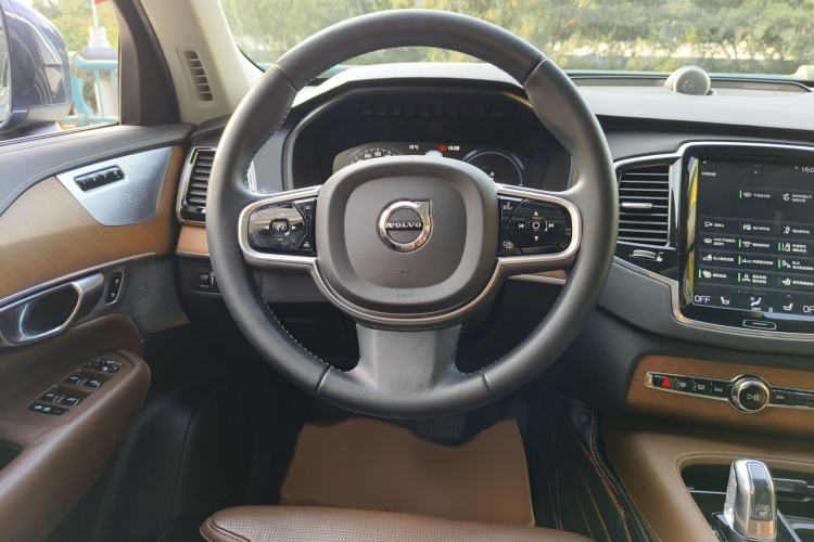 Used Volvo XC90 New Energy 2019 E-Drive Hybrid T8 Prestige 7-Seater China VI Standard