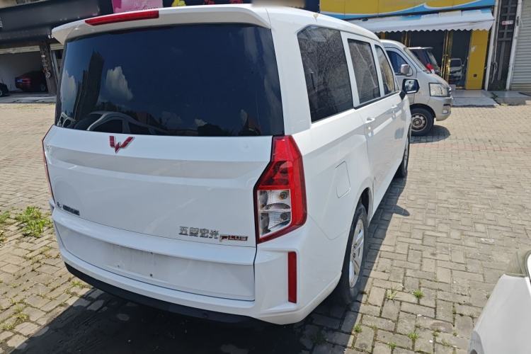 Used Wuling Hongguang PLUS 2020 1.5L Manual Comfort 7-Seater