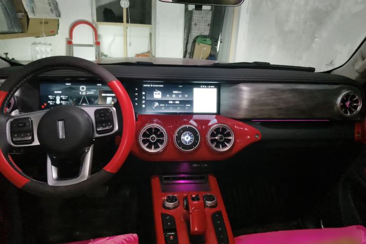 Used Tank 300 2021 Off-Road Edition 2.0T Conqueror Center Console