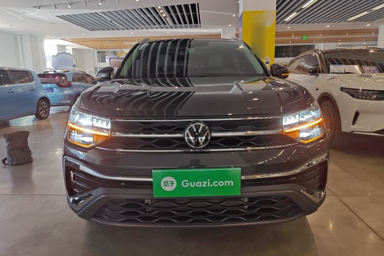 Used Volkswagen Tharu 2023 300TSI Two-Wheel-Drive Moonlight Edition Front