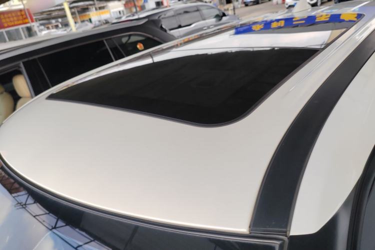 Used Venucia T60 2020 1.6L CVT Smart Drive Version China VI Standard