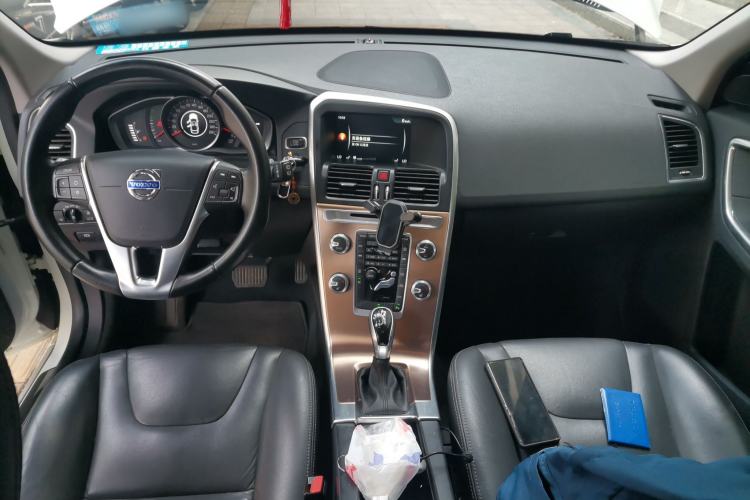 Used Volvo XC60 2016 T5 Smart Upgrade Model
