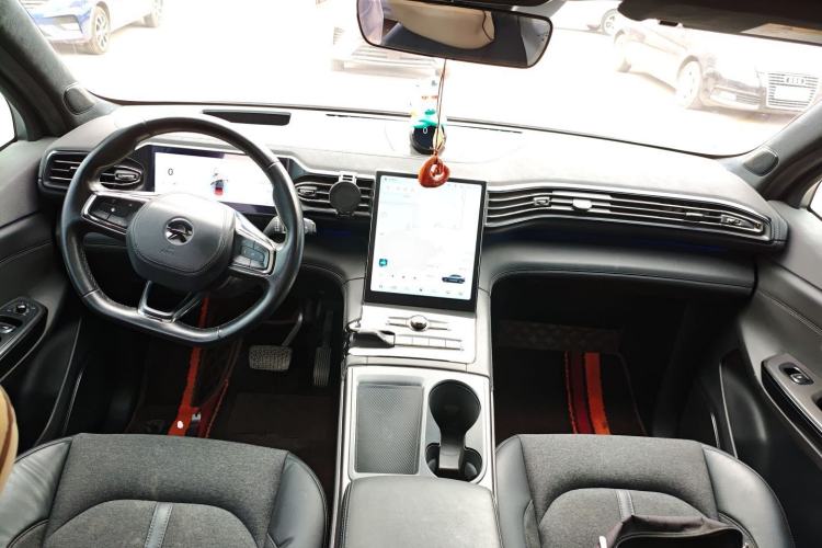 Used Nio EC6 2020 605 km Sport Edition Center Console